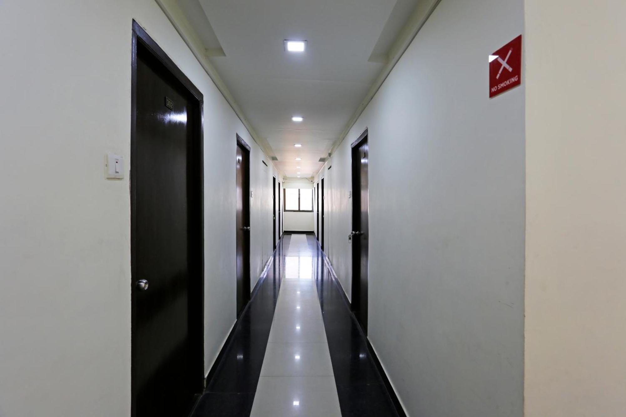 Hotel O Golden Wings Udajpur Zewnętrze zdjęcie